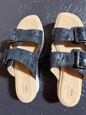 Clarks Black Double-Buckle Textured Slide Sandals